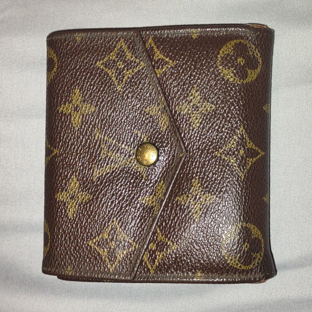 Authentic Louis Vuitton Monogram Elise Wallet